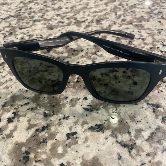 Warby Parker x Jimmy Fallon Spinnies Limited Edition Collectible sunglasses - Picture 4 of 11